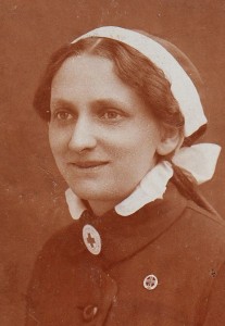 Maria Mohr, Red Cross nurse